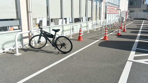 クリエイト薬局名古屋瀬古東店の駐輪場