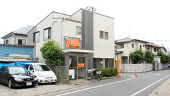 ひがし大泉薬局の外観
