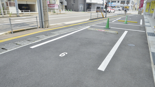 そうごう薬局長崎昭和町店の駐車場