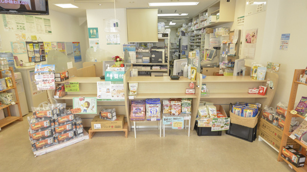 そうごう薬局新赤十字前店の受付/カウンター