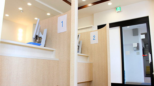 アルファ調剤薬局の受付/カウンター