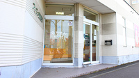 アルファ調剤薬局北野店の入口