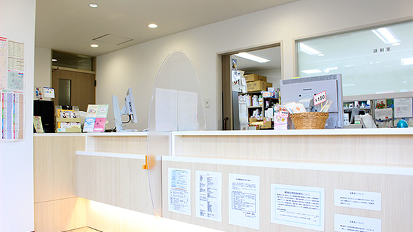 アルファ調剤薬局恵庭店の受付/カウンター
