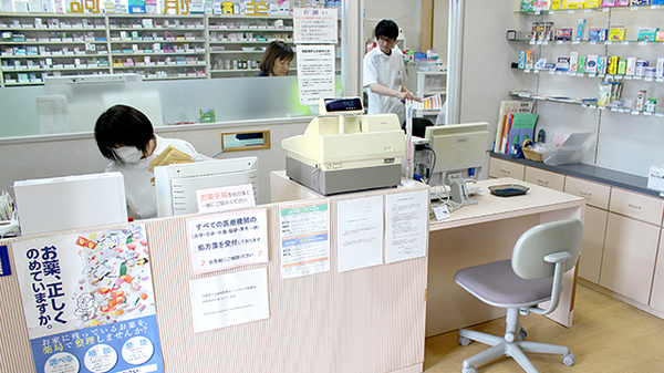 旭川スダ薬局の受付/カウンター