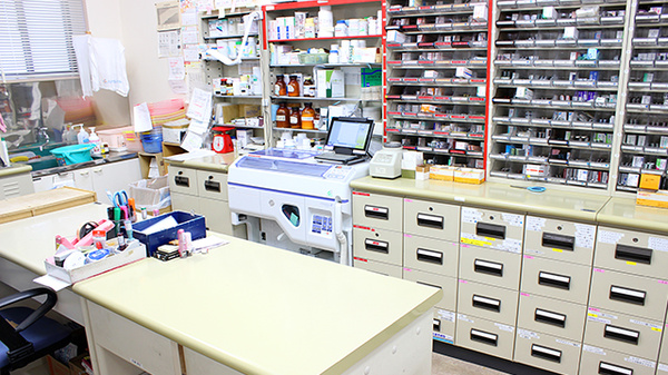 セイムス酒田東泉薬局の調剤室