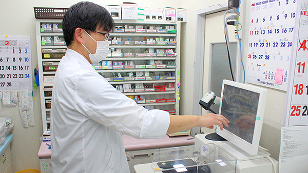 スミレ薬局　宮久保店の作業風景