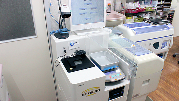 スミレ薬局　宮久保店の調剤器具