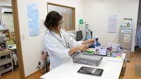 あんず調剤薬局の作業風景