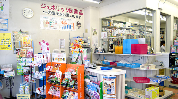 かんまき薬局 本店の受付/カウンター