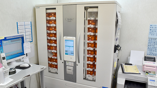 西新井公園前薬局の調剤器具
