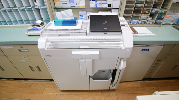 鶴橋アップル薬局の調剤器具