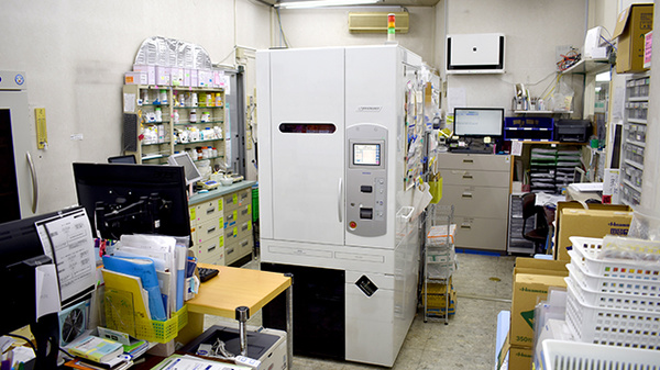 外山薬局　本店の調剤器具