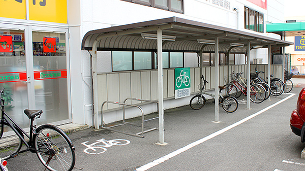 スギ薬局　原店の駐輪場