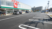 スギ薬局　向島店の駐車場