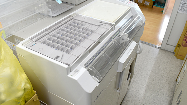 スギ薬局　砂田橋店の調剤器具