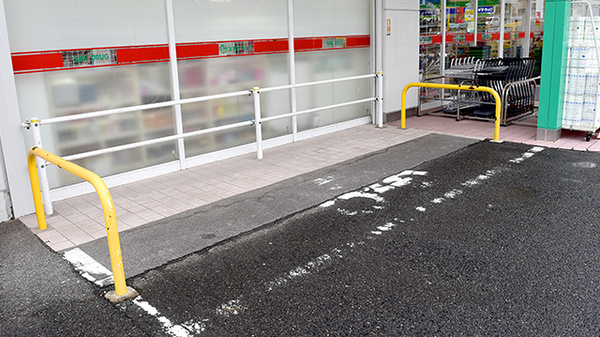 スギ薬局　徳重店の駐輪場