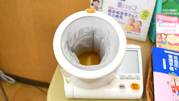 スギ薬局　蒲生店の血圧計