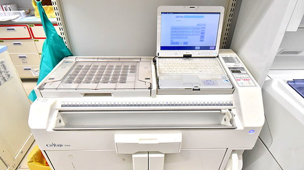 スギ薬局　上飯田店の調剤器具