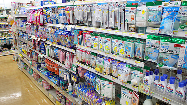 スギ薬局　桜山店の雑貨品