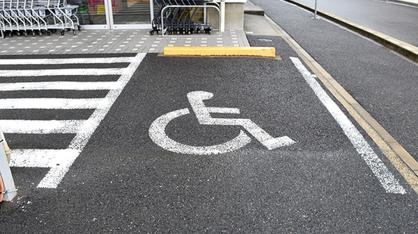 スギ薬局　清水口調剤店の駐車場