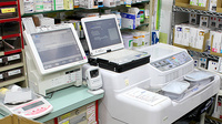 スギ薬局　大須店の調剤器具
