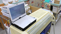 スギ薬局　福生店の調剤器具