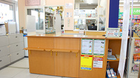 スギ薬局　岩塚店の受付/カウンター