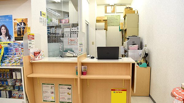 スギ薬局　南青山店の受付/カウンター