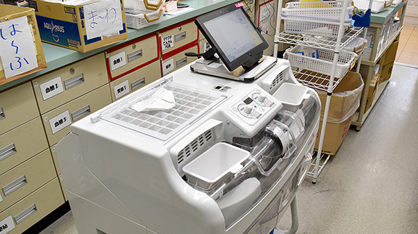 スギ薬局　東加賀屋店の調剤器具