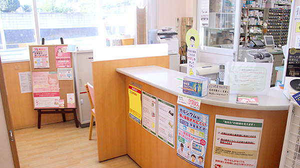 スギ薬局　厚木愛甲店の受付/カウンター