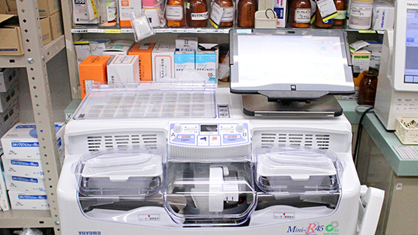 スギ薬局　厚木愛甲店の調剤器具