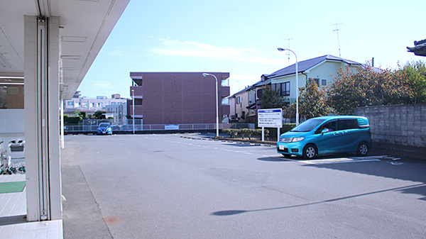 スギ薬局　厚木恩名店の駐車場