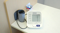 スギ薬局　南毛利店の血圧計