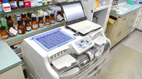 スギ薬局　みなと七番町店の調剤器具