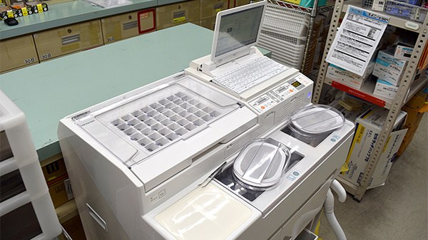 スギ薬局　野立橋店の調剤器具