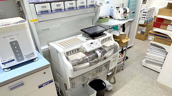 スギ薬局　都島友渕店の調剤器具