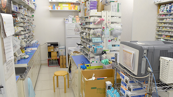 スギ薬局　阿佐ヶ谷店の調剤室