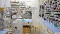 スギ薬局　新井薬師店の調剤室