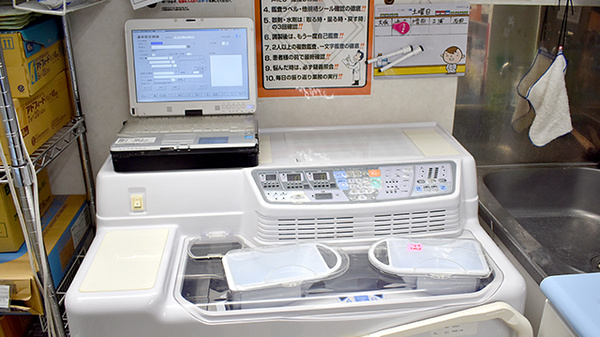 スギ薬局　富士見台店の調剤器具