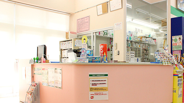 スギ薬局　下新城店の受付/カウンター