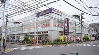 スギ薬局　練馬豊玉店の外観