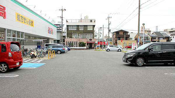スギ薬局　北内店の駐車場