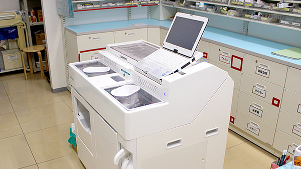 スギ薬局　北内店の調剤器具