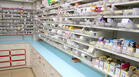 スギ薬局　北内店の薬棚
