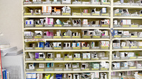 スギ薬局　清瀬店の薬棚