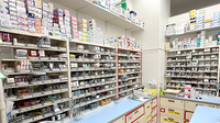 スギ薬局　千鳥橋店の薬棚