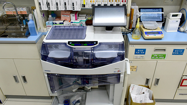 スギ薬局　北久宝寺店の調剤器具