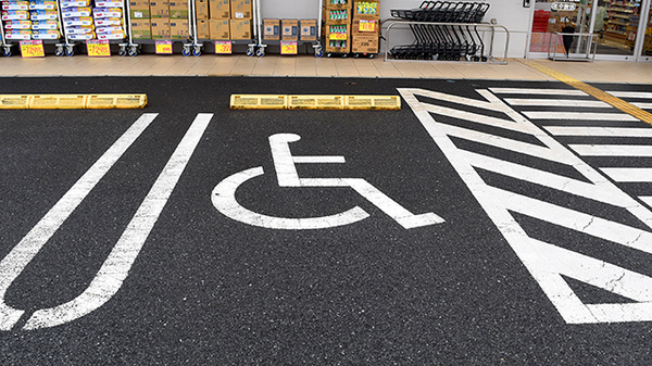 スギ薬局　東久留米下里店の駐車場