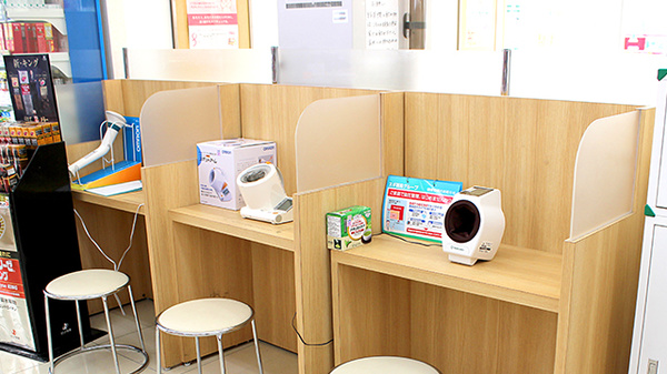 スギ薬局　内田橋店の受付/カウンター