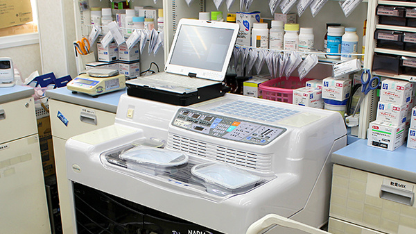 スギ薬局　内田橋店の調剤器具
